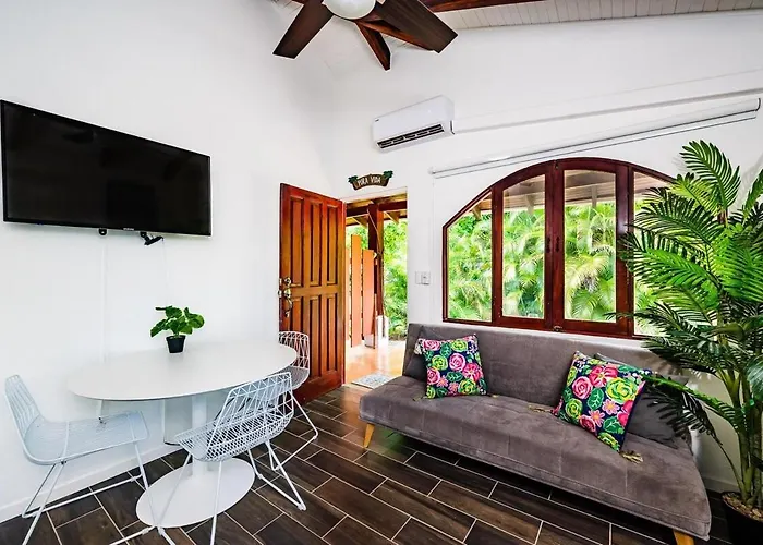 Сasa de vacaciones Couples Tropical Getaway With Pool, Playa Potrero (Guanacaste)