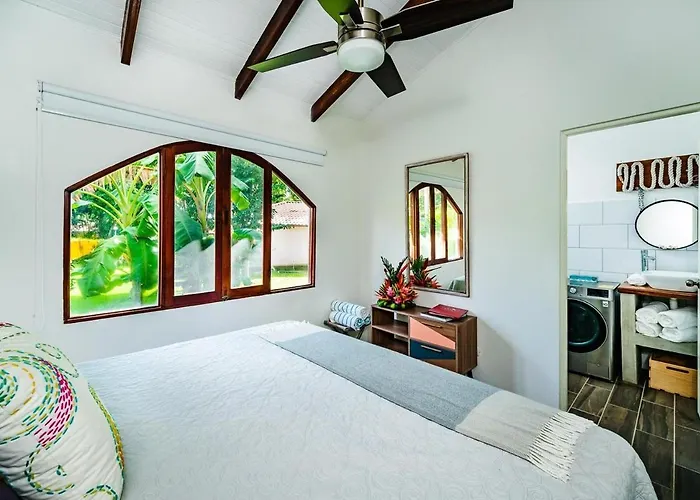 Сasa de vacaciones Couples Tropical Getaway With Pool, Playa Potrero (Guanacaste)